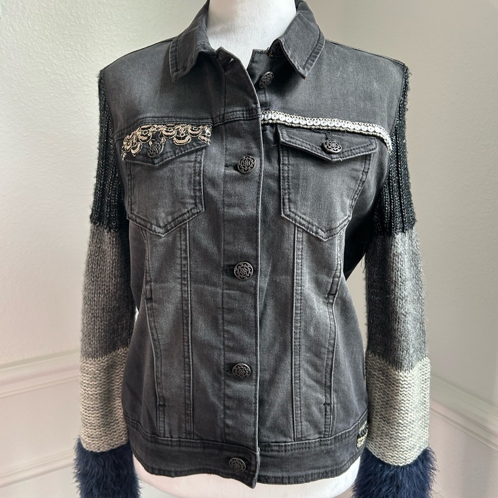 Desigual Multicolored Jean Jacket with Mixed Textiles & Unique Design, size 40 - Picture 2 of 10